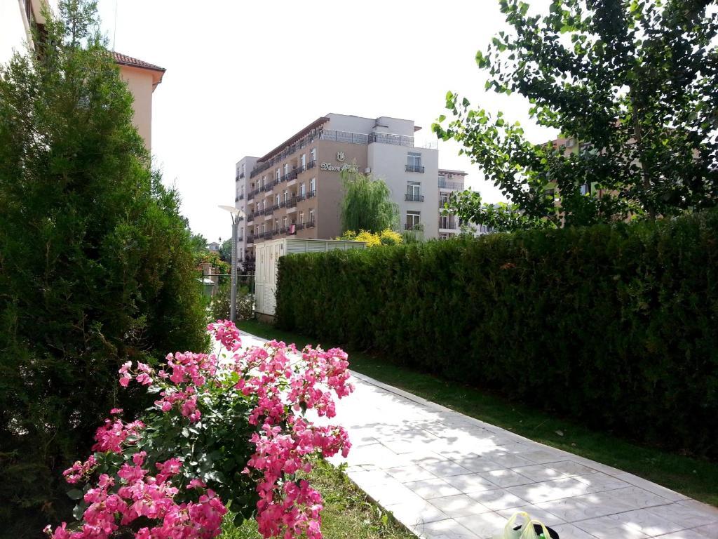 Eden - Menada Apartments Sunny Beach Exterior foto